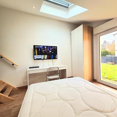 Évreux Chambre Paisible Chez L'Habitant En Rez De Chaussee Avec Salle D'Eau 10 Min Gare Et Centre Ville מראה חיצוני תמונה