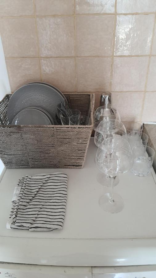Évreux Chambre Paisible Chez L'Habitant En Rez De Chaussee Avec Salle D'Eau 10 Min Gare Et Centre Ville מראה חיצוני תמונה